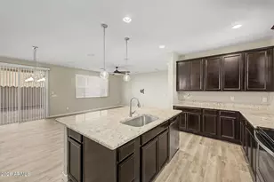 887 S Swallow Ln, Gilbert, AZ 85296 - Photo 18