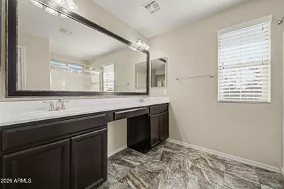887 S Swallow Lane, Gilbert, AZ 85296 - Photo 32