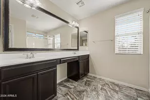 887 S Swallow Ln, Gilbert, AZ 85296 - Photo 32