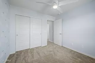 887 S Swallow Ln, Gilbert, AZ 85296 - Photo 38