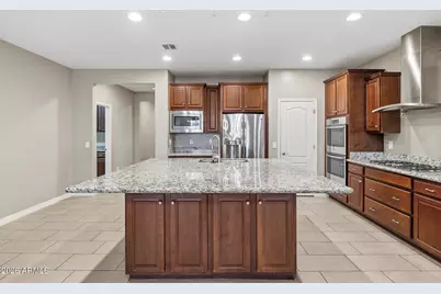22070 N 97th Glen, Peoria, AZ 85383 - Photo 20
