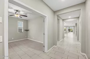 22070 N 97th Glen, Peoria, AZ 85383 - Photo 8