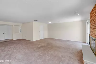 10551 W Prairie Hills Circle, Sun City, AZ 85351 - Photo 6