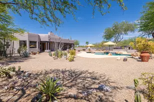 8626 E Santa Catalina Dr, Scottsdale, AZ 85255 - Photo 36