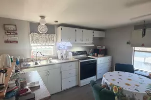 925 N Plaza Dr, Apache Junction, AZ 85120 - Photo 8