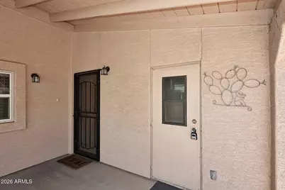 6249 S Pinehurst Drive, Chandler, AZ 85249 - Photo 8