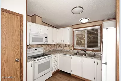 6249 S Pinehurst Drive, Chandler, AZ 85249 - Photo 2