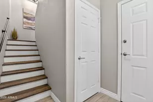 7401 W Arrowhead Clubhouse Dr, Glendale, AZ 85308 - Photo 2