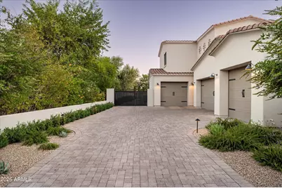 4540 S Ethan Place, Chandler, AZ 85248 - Photo 2