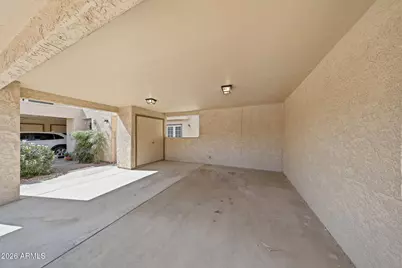 27 E Betty Elyse Lane, Phoenix, AZ 85022 - Photo 8