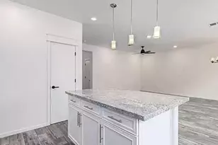 300 N Gila Springs Blvd, Chandler, AZ 85226 - Photo 6