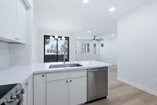 3330 S Gilbert Rd, Chandler, AZ 85286 - Photo 4