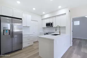 3330 S Gilbert Rd, Chandler, AZ 85286 - Photo 2