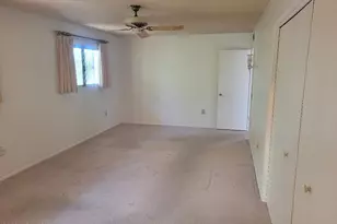 20032 N Willowcreek Cir, Sun City, AZ 85373 - Photo 8