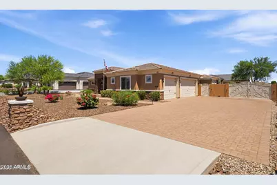 18214 W San Miguel Court, Litchfield Park, AZ 85340 - Photo 4