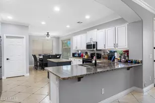 12609 W Morning Vista Dr, Peoria, AZ 85383 - Photo 8