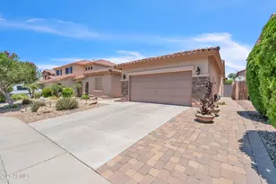 2236 W Spur Dr, Phoenix, AZ 85085 - Photo 2
