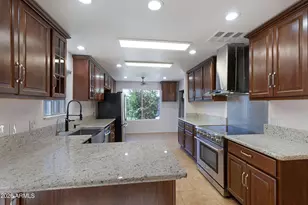 4056 W Mercer Ln, Phoenix, AZ 85029 - Photo 8