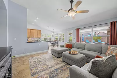 15009 S 40th Way, Phoenix, AZ 85044 - Photo 12