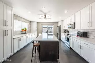3113 W Mark Ln, Phoenix, AZ 85083 - Photo 2