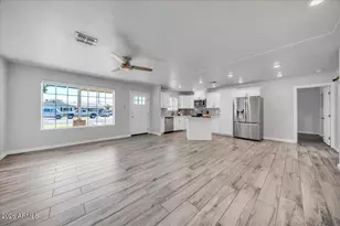 7226 N 23rd Ave, Phoenix, AZ 85021 - Photo 8