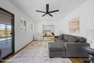 3234 S Allred Dr, Tempe, AZ 85282 - Photo 20