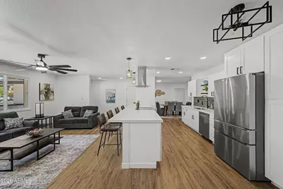 3234 S Allred Drive, Tempe, AZ 85282 - Photo 2
