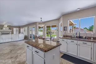 1208 E Beverly Ln, Phoenix, AZ 85022 - Photo 10