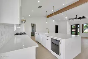 8663 E Winnston Cir, Mesa, AZ 85212 - Photo 28