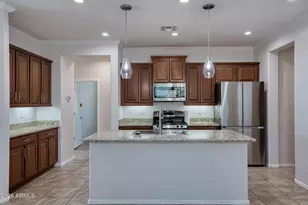 9937 W Andrea Dr, Peoria, AZ 85383 - Photo 10