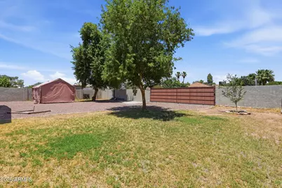 102 W Hackamore Avenue, Gilbert, AZ 85233 - Photo 30