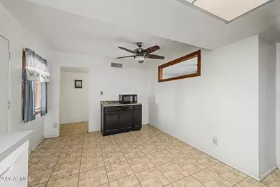 921 W Villa Theresa Drive, Phoenix, AZ 85023 - Photo 4