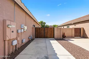 43369 W Venture Rd, Maricopa, AZ 85138 - Photo 4