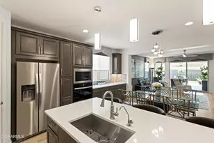 21035 N 60th Ter, Phoenix, AZ 85054 - Photo 6