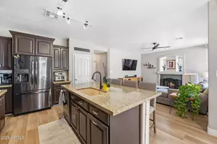 1004 E Amberwood Dr, Phoenix, AZ 85048 - Photo 24