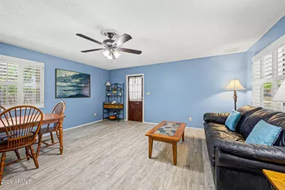 7810 N 36th Drive, Phoenix, AZ 85051 - Photo 8
