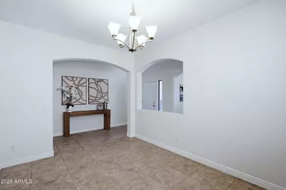 4247 E Vista Bonita Drive, Phoenix, AZ 85050 - Photo 4