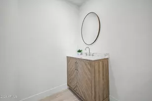 11625 N 20th Ave, Phoenix, AZ 85029 - Photo 32