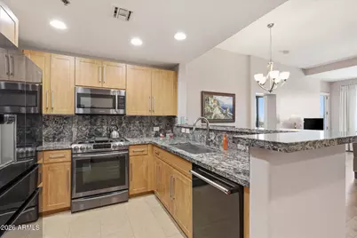 17 W Vernon Avenue #514, Phoenix, AZ 85003 - Photo 2