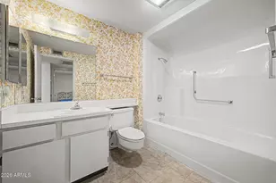 10319 W Ocotillo Dr, Sun City, AZ 85373 - Photo 18