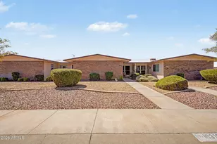 10319 W Ocotillo Dr, Sun City, AZ 85373 - Photo 2