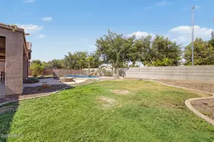 1681 S Sunset Dr, Chandler, AZ 85286 - Photo 48