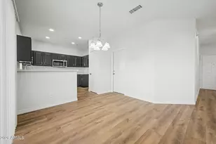 3831 W Oregon Ave, Phoenix, AZ 85019 - Photo 8
