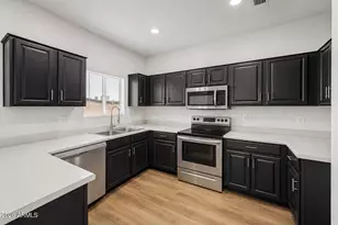3831 W Oregon Ave, Phoenix, AZ 85019 - Photo 1