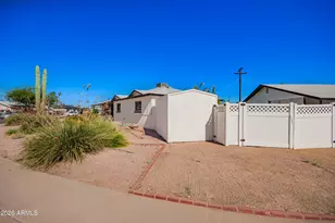 1721 S Shafer Dr, Tempe, AZ 85281 - Photo 2
