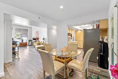 9801 W Pleasant Valley Road, Sun City, AZ 85351 - Photo 6