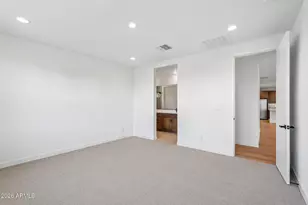 7953 W Loma Ln, Peoria, AZ 85345 - Photo 16