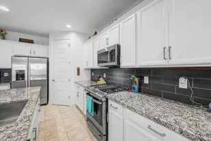 16793 W Jenan Rd, Surprise, AZ 85388 - Photo 18