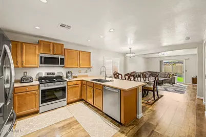 11541 W Beck Drive, Youngtown, AZ 85363 - Photo 8