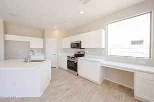 18161 N Cook Dr, Maricopa, AZ 85138 - Photo 8